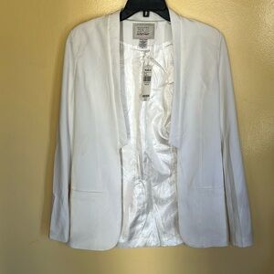 BKE Outwear Blazer Size Medium Color White